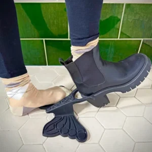 Hands-Free Boot Remover
